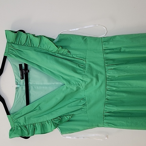 Maggie London Green  V- Neck Sleeveless Solid Maxi  Dress Sz 8 - Picture 14 of 16